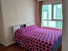 2 спален Кондо в аренду в Belle Grand Rama 9, Huai Khwang