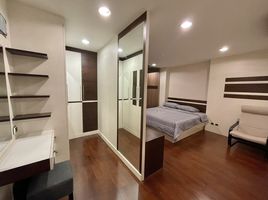 2 Schlafzimmer Wohnung zu vermieten im The Aree Condominium, Sam Sen Nai