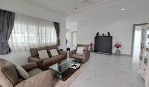 3 Bedrooms Villa for sale in Thap Tai, Hua Hin Emerald Scenery