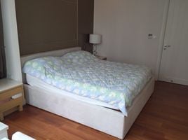 2 Bedroom Apartment for rent at Q Langsuan, Lumphini