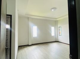 4 Schlafzimmer Haus zu verkaufen in Pattaya, Chon Buri, Nong Prue