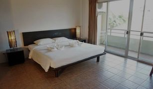 Studio Apartment for sale in Chalong, Phuket Phompassorn Apartment