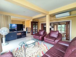 2 Bedroom House for sale in Chiang Mai International Airport, Suthep, Pa Daet