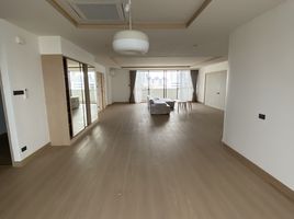 3 Schlafzimmer Appartement zu vermieten im Tipamas Mansion, Khlong Tan Nuea