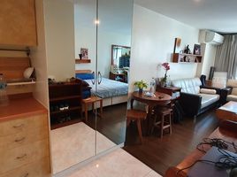 Studio Appartement zu vermieten im Silom Terrace, Si Lom
