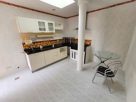 3 Schlafzimmer Haus zu verkaufen im Yingruay Niwet, Bang Talat