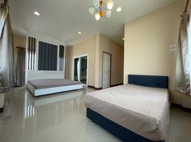 3 Schlafzimmer Haus zu vermieten im Ban Warisara 7 Burapaphat, Phla, Ban Chang, Rayong