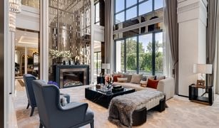 Дом, 6 спальни на продажу в Bang Kaeo, Самутпракан Cinq Royal The Eighteen Bangna km.7
