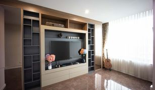 2 Bedrooms Condo for sale in Pathum Wan, Bangkok Chamchuri Square Residence