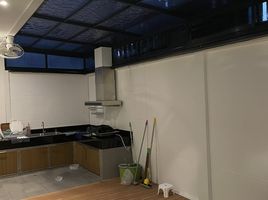 4 Schlafzimmer Reihenhaus zu vermieten im Prime Nine Ekamai, Bang Kapi, Huai Khwang, Bangkok, Thailand