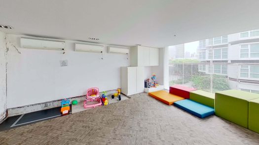 3D视图 of the Indoor Kids Zone at 15 Sukhumvit Residences
