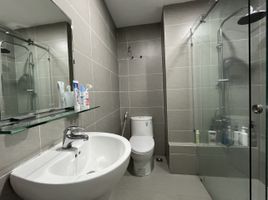 1 Bedroom Apartment for rent at Screc Tower, Ward 12