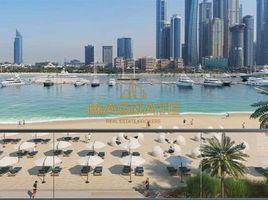 1 बेडरूम अपार्टमेंट for sale at Palace Beach Residence, EMAAR Beachfront