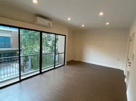 3 Bedroom Villa for rent at Lumpini Town Residence Bangna-Srinakarin, Bang Na