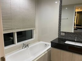 2 Bedroom Apartment for rent at Fullerton Sukhumvit, Phra Khanong