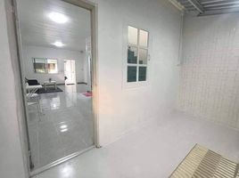 2 Bedroom Townhouse for sale in Pak Nam BTS, Pak Nam, 