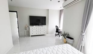 3 Bedrooms Condo for sale in Khlong Tan Nuea, Bangkok C Ekkamai