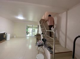 2 Schlafzimmer Reihenhaus zu verkaufen in Pattaya, Chon Buri, Huai Yai