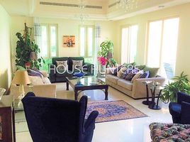6 Schlafzimmer Villa zu verkaufen im Esmeralda, Royal Residence, Dubai Sports City