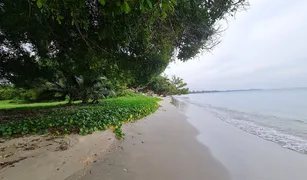 N/A Grundstück zu verkaufen in Chak Phong, Rayong 