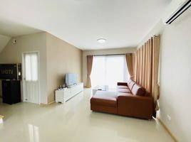 3 Schlafzimmer Villa zu verkaufen im Casa Ville Sriracha-Suansua, Surasak, Si Racha