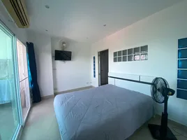 2 Schlafzimmer Wohnung zu verkaufen im Pattaya Plaza Condotel, Nong Prue, Pattaya