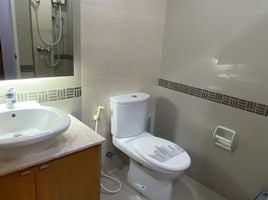 1 Schlafzimmer Wohnung zu vermieten im The Next Sukhumvit 52, Bang Chak