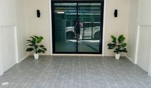 2 Bedrooms Townhouse for sale in Khu Khot, Pathum Thani 