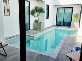 3 спален Вилла на продажу в Baan Mae 2 Villa, Huai Yai