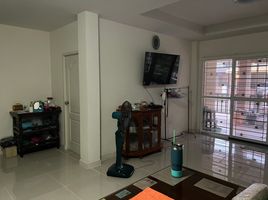 5 Schlafzimmer Haus zu verkaufen im Baan Arpakorn 3, Sala Ya, Phutthamonthon