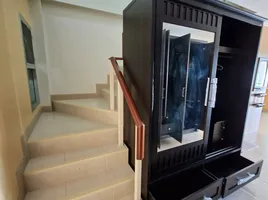 5 Schlafzimmer Reihenhaus zu vermieten im Glory House 2, Nong Kae, Hua Hin