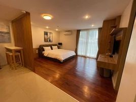 1 Schlafzimmer Wohnung zu vermieten im L3 Avenue, Khlong Tan Nuea