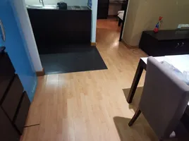 1 Schlafzimmer Wohnung zu verkaufen im Family Park, Sam Sen Nok, Huai Khwang, Bangkok