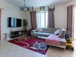 2 Schlafzimmer Appartement zu verkaufen im Lago Vista B, Lago Vista, Dubai Production City (IMPZ)