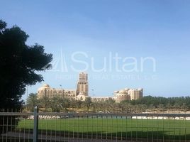 1 बेडरूम अपार्टमेंट for sale at Golf Apartments, Al Hamra Village, रास अल खैमाह