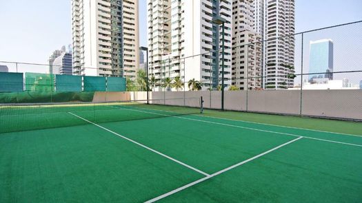 Fotos 1 of the Tennis Court at Somerset Park Suanplu