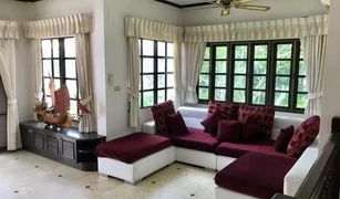 4 Bedrooms House for sale in Nong Chom, Chiang Mai Phruek Wari Land and House