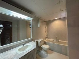 4 Bedroom Apartment for rent at Le Cullinan, Khlong Tan Nuea, Watthana, Bangkok