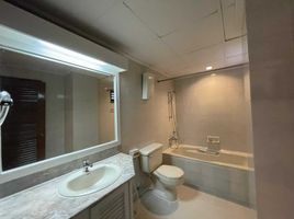 4 Schlafzimmer Appartement zu vermieten im Le Cullinan, Khlong Tan Nuea, Watthana, Bangkok