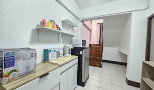 2 Bedrooms Townhouse for sale in Chang Phueak, Chiang Mai 