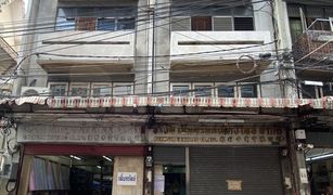 ขายร้านขายของ 5 ห้องนอน ใน จักรวรรดิ, กรุงเทพมหานคร 