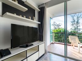 2 Schlafzimmer Wohnung zu verkaufen im Rawai Beach Condo, Rawai, Phuket Town