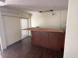 3 спален Торговые площади for rent in Щаттхана Бангкок, Khlong Tan Nuea