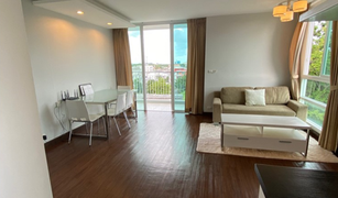 2 Bedrooms Condo for sale in Talat Nuea, Phuket The Light