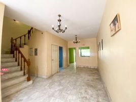 4 спален Дом for sale in Khlong Tan Nuea, Щаттхана, Khlong Tan Nuea