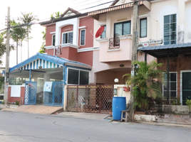 3 Bedroom Townhouse for sale at K.C. Cluster Ramintra, Sam Wa Tawan Tok