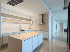 4 Bedroom Condo for rent at Sindhorn Residence , Lumphini