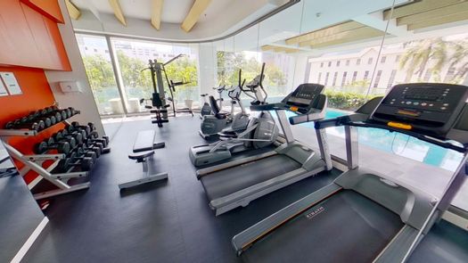 3D视图 of the Fitnessstudio at Siamese Surawong