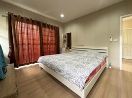 4 Schlafzimmer Villa zu verkaufen im Pruksa Puri Kingkaew 37, Racha Thewa, Bang Phli, Samut Prakan, Thailand
