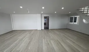 5 Bedrooms House for sale in Lat Phrao, Bangkok Sena Niwet 1 Village